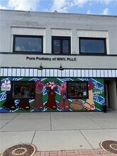 Building Photo - 1431 Hertel Ave