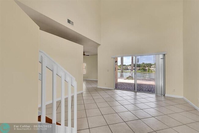 Foto del edificio - 3829 NW 62nd Ct