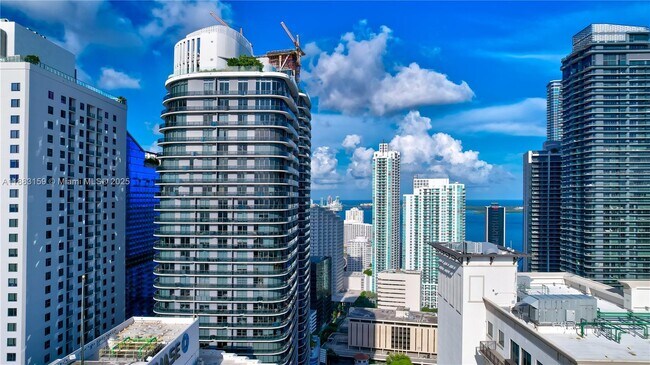 Foto del edificio - 55 SW 9th St