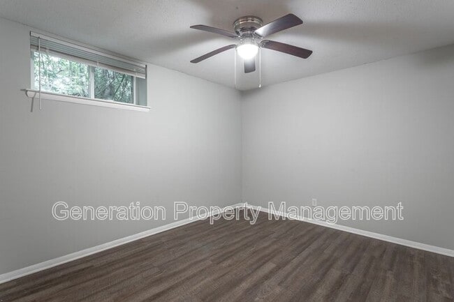 Building Photo - 113 Goodson Ave