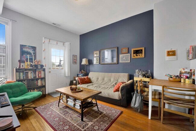 Foto del edificio - 2545 W North Ave