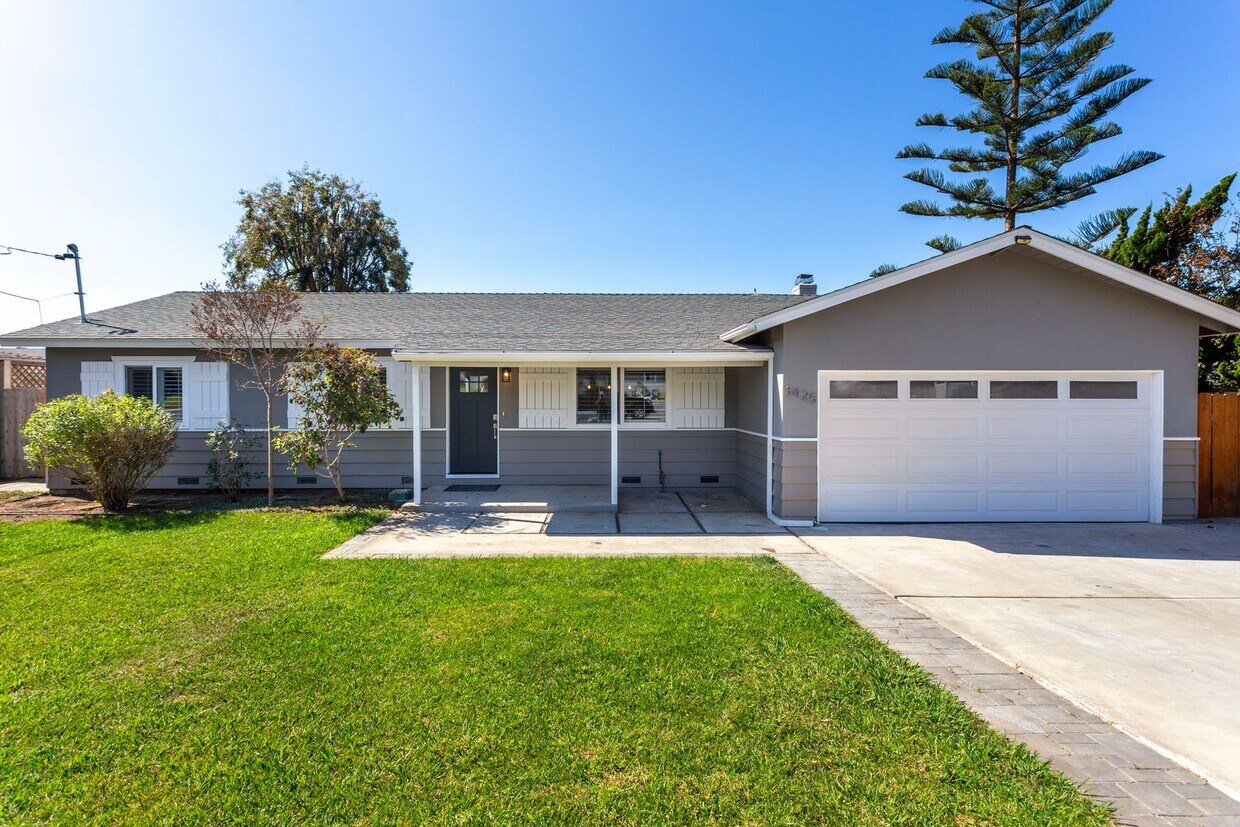 Foto principal - GORGEOUS Remodeled and Upgraded Beautiful ...