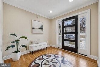 Building Photo - 4902 De Russey Pkwy
