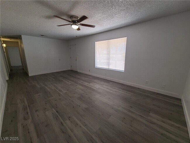 Foto del edificio - 5520 E Manse Rd