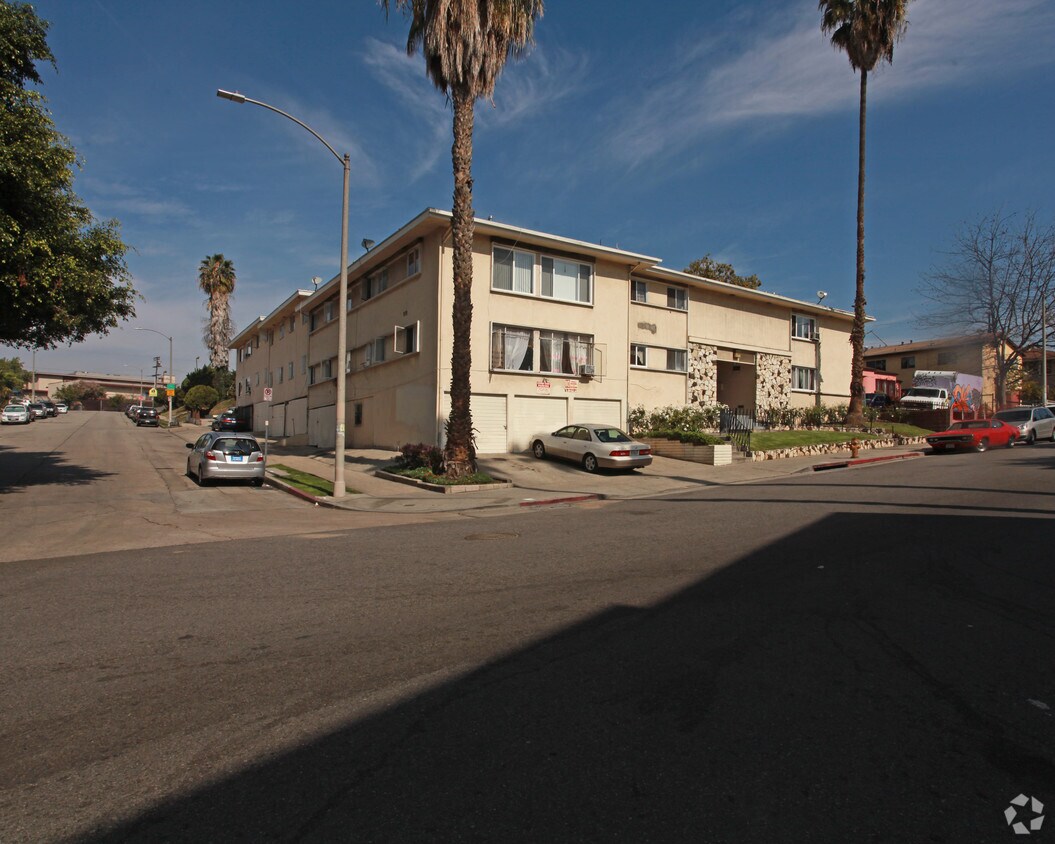 Primary Photo - Casa Laguna