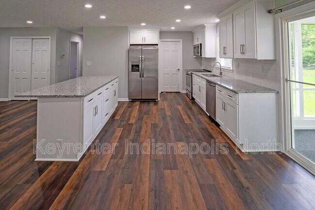 Foto del edificio - 9639 Maple Dr