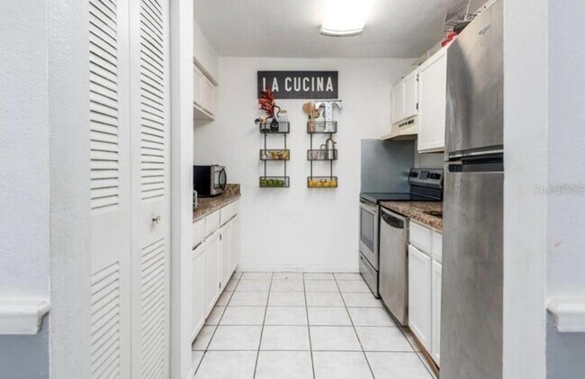 Foto del edificio - 2342 Huntington Green Ct