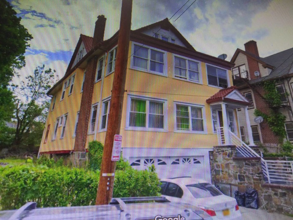 Primary Photo - 35 Beekman Ave