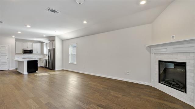 Foto del edificio - 2012 Partridge Rd