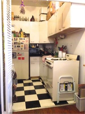 Kitchen - Lincoln Towers