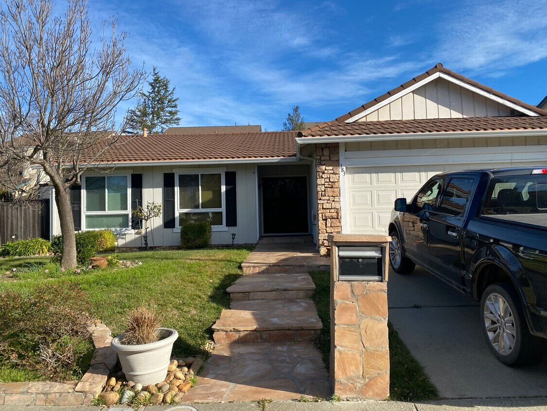 383 Warwick Dr, Benicia, CA 94510 House for Rent in Benicia, CA