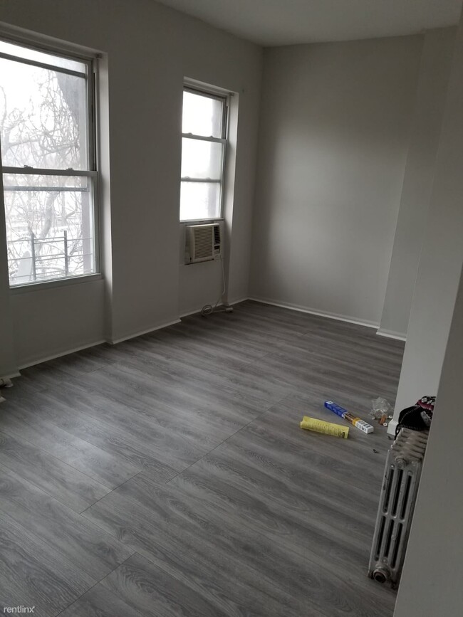 Building Photo - 3 br, 1 bath House - 1878 Cedar Ave