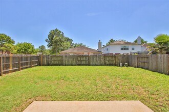 Building Photo - 16511 Bristle Creek Dr