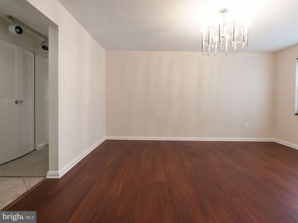 Foto principal - 3501 Clarks Ln