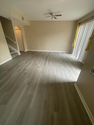 Building Photo - 2905 Hidden Hills 2208 Rd