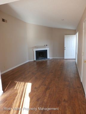 Building Photo - 9342 Camada Ct