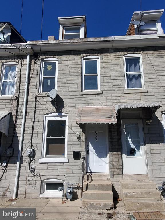 Building Photo - 923 Culvert St