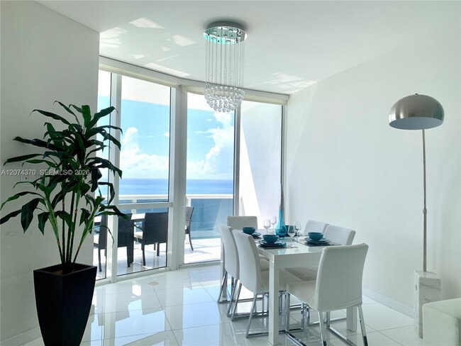 Building Photo - 18201 Collins Ave