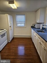 Building Photo - 7204 Webster Ln