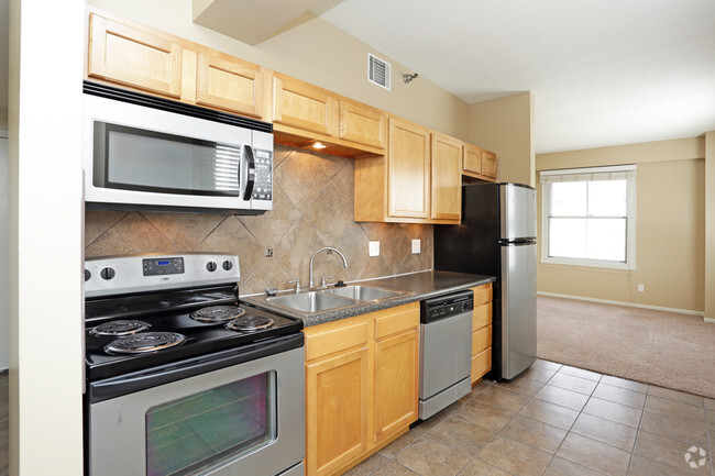 Kitchen - Kensington Tower Apartments