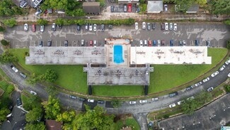 Building Photo - 2990 Rhodes Cir S