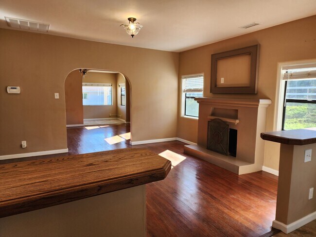 Building Photo - Peaceful Ranch Home with Corral