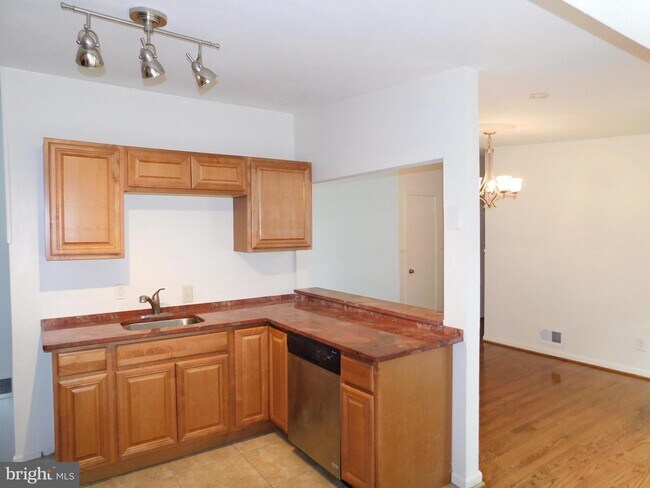 Foto del edificio - 613 Twinbrook Pkwy
