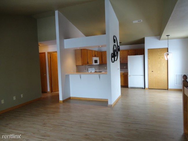 Building Photo - 2 br, 2 bath Condo - 160 W Aspen Ct