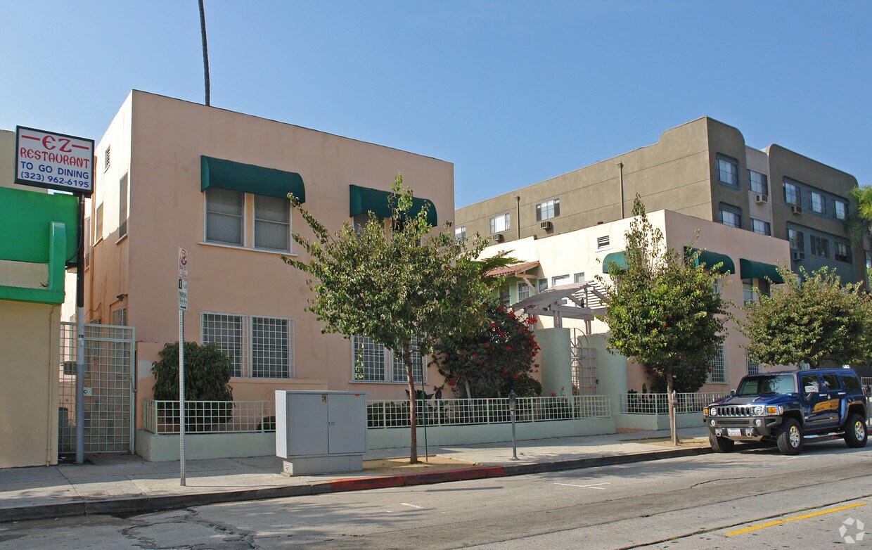 Primary Photo - 1723-1731 N Wilcox Ave