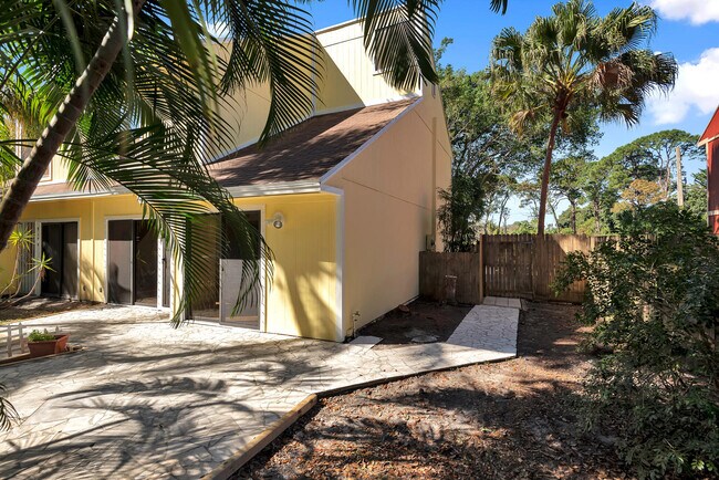 Foto del edificio - 9186 Green Meadows Way