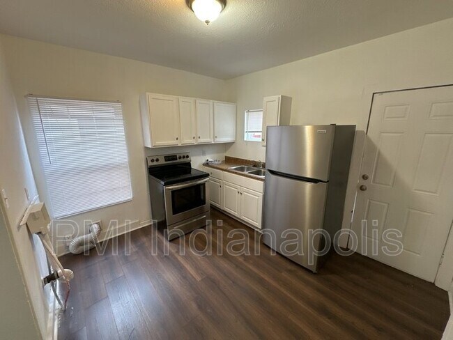 Foto del edificio - 3234 Winthrop Ave