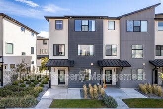 Building Photo - 407 S Meadow Garden Rd