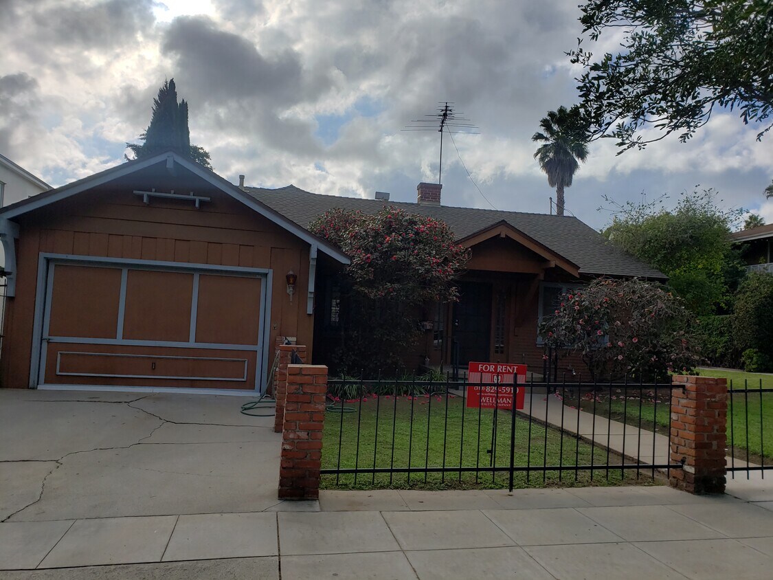 1022 20th St, Santa Monica, CA 90403 House for Rent in Santa Monica