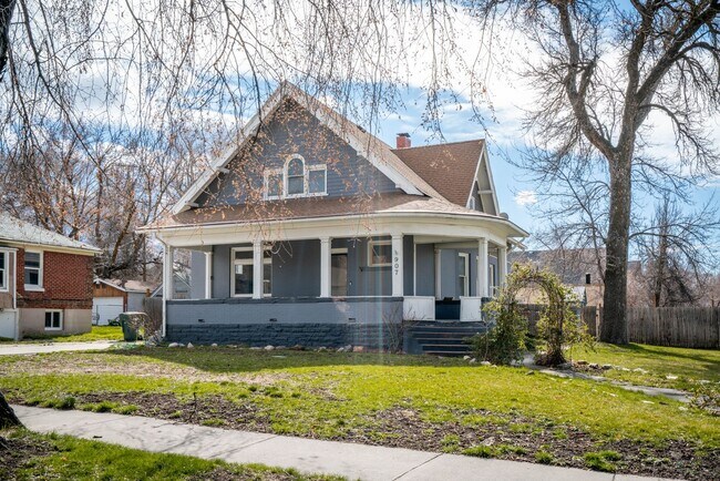 Foto del edificio - Stunning 1910 Historic Home