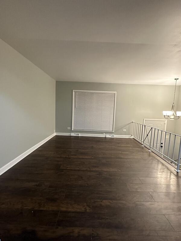 502 E Mulberry Ct, Glenwood, IL 60425 House Rental in Glenwood, IL