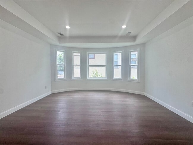 Foto del edificio - 36 Brookledge St