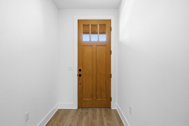 Foto del edificio - Beautiful 2 bedroom, 2 bathroom home in Gated Sunset Valley Community!!!