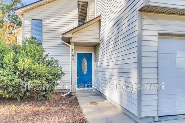 Foto del edificio - 111 Cottonwood Dr
