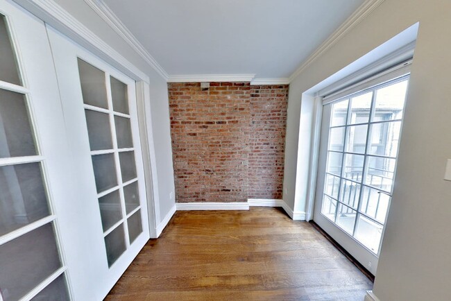 Building Photo - 345 W 53rd St