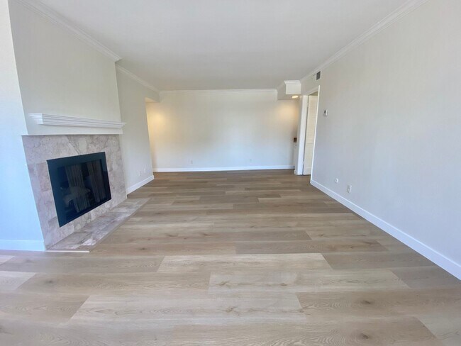 Foto del edificio - Charming 2-Bedroom Condo in Prime Valley V...