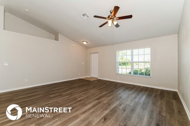 Foto del edificio - 349 SW 28th Pl