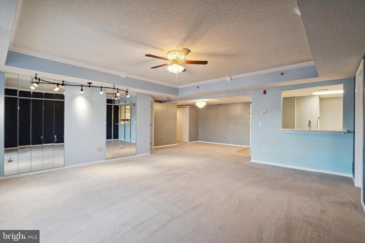 Foto principal - 3308 Centennial Station Dr