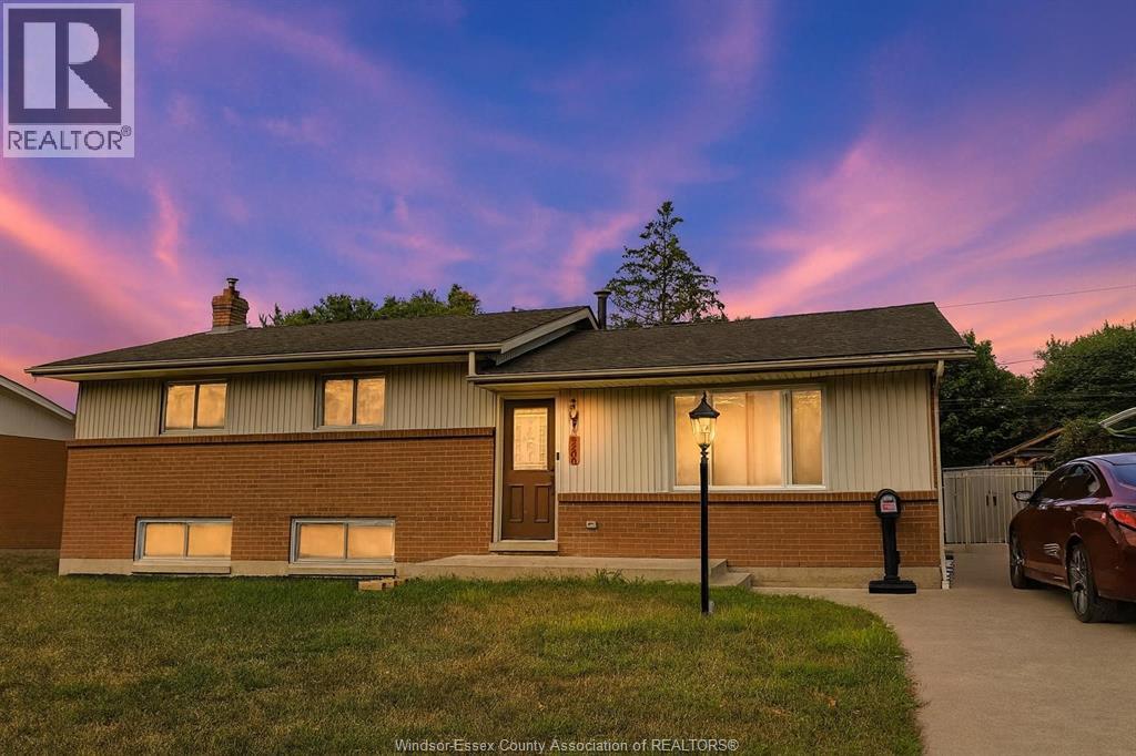 Photo principale - 4200 Mitchell Crescent