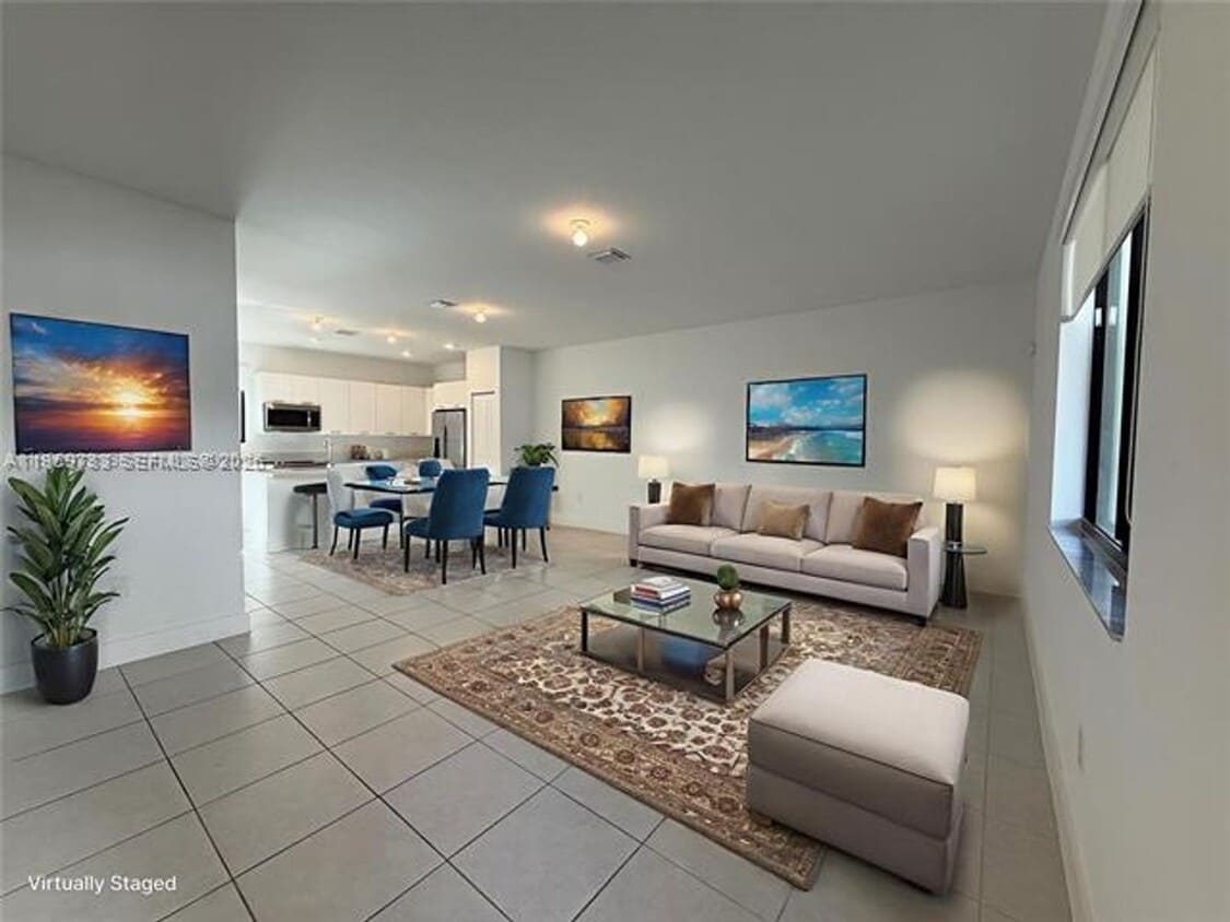 Photo - 4654 NW 83rd Pkwy th 4654 DORAL, FL 33166