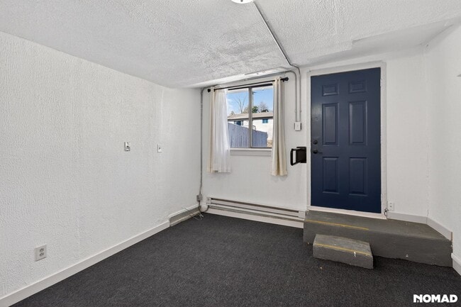 Building Photo - 2509 Royalty Ct