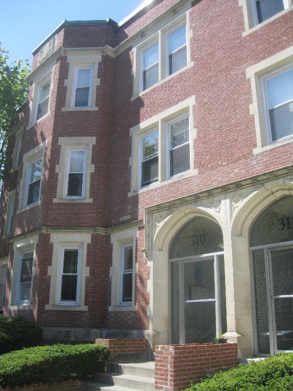 Foto principal - 310 Tappan St
