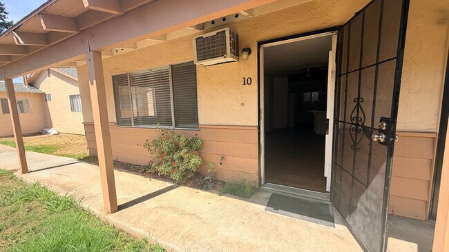 Foto del edificio - 974 Merritt Dr