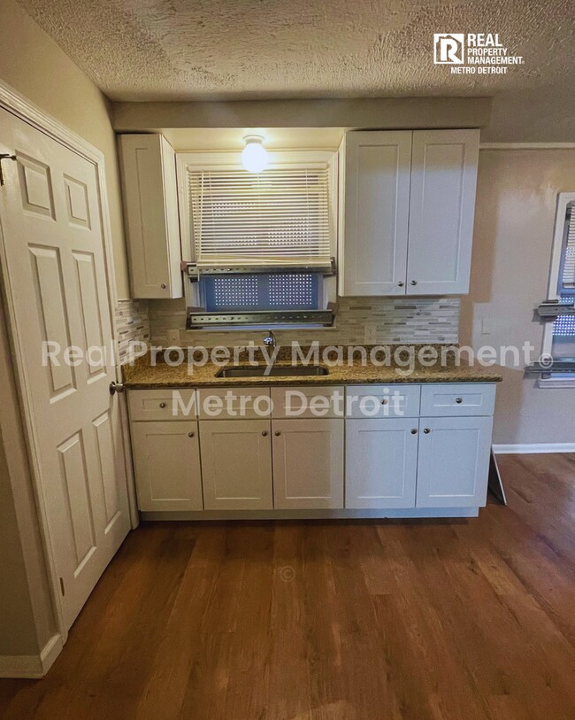 Foto del edificio - 18445 Ardmore St