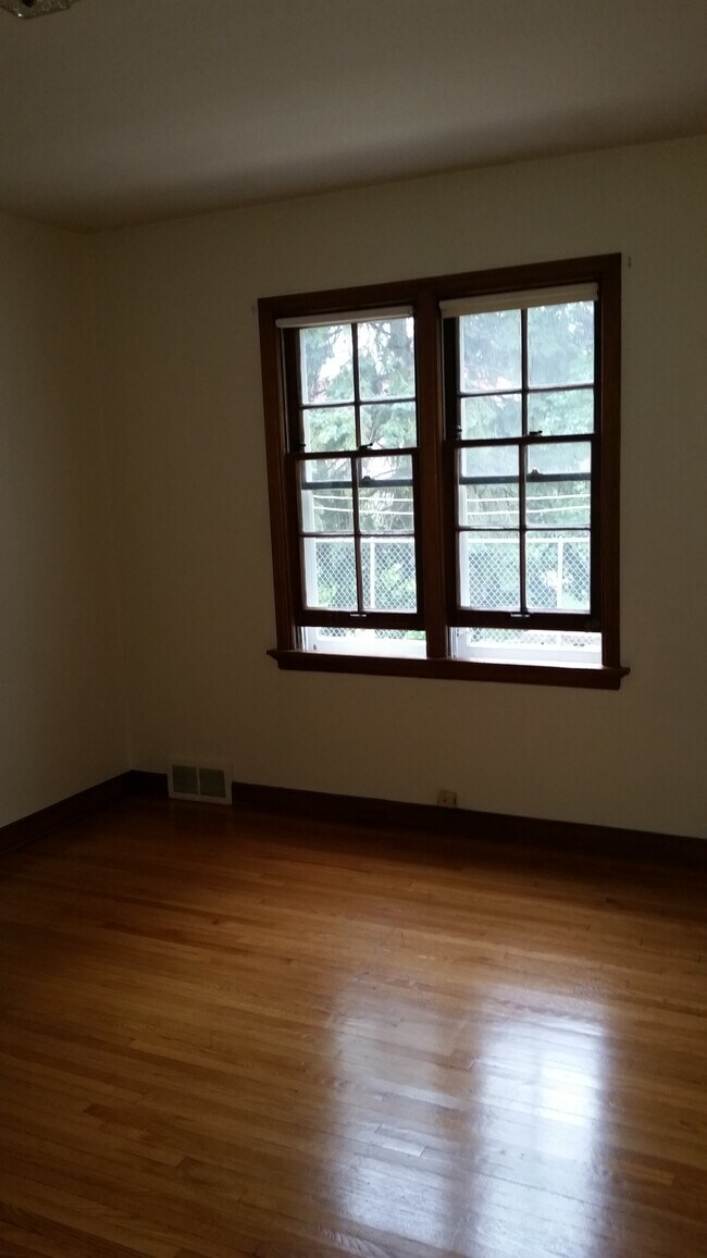 Foto del edificio - 8333 W North Ave