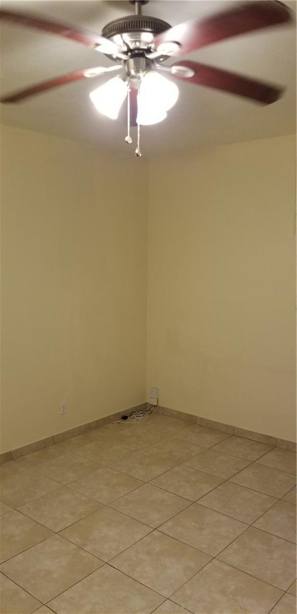 Foto del edificio - 612 N Highland Dr